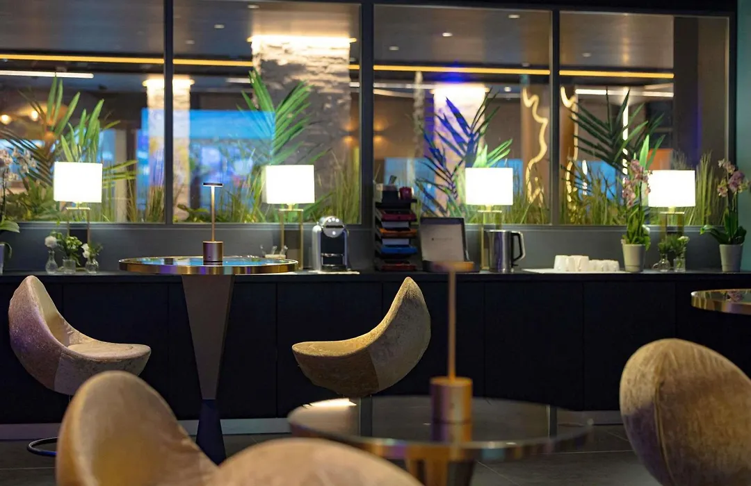 Mercure Orléans Centre Bords de Loire-1